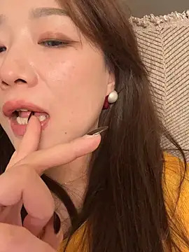 Snapshot of ssaimi chatting on March 3, 2026, 3:29 pm ssaimi online show from March 3, 2026, 3:29 pm