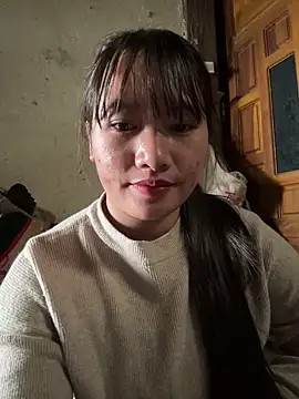 TrangNemo online show from November 19, 2025, 5:51 am