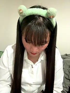 TrangNemo online show from December 18, 2025, 9:04 am