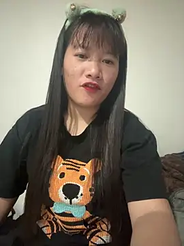 TrangNemo online show from December 20, 2025, 11:17 am