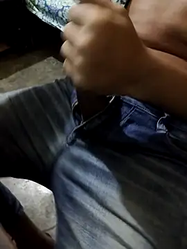 TanjiroCamadoo online show from October 11, 2025, 3:43 pm