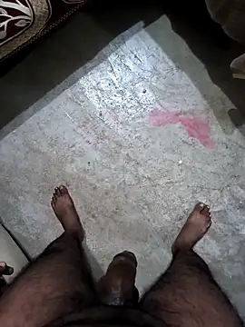 Snapshot of Bull_For_Cuckold_Realmeet chatting on December 4, 2025, 9:29 am Bull For Cuckold Realmeet online show from December 4, 2025, 9:29 am