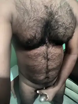 Snapshot of Bull_For_Cuckold_Realmeet chatting on December 14, 2025, 9:36 am Bull For Cuckold Realmeet online show from December 14, 2025, 9:36 am