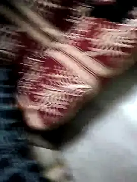 Snapshot of Bull_For_Cuckold_Realmeet chatting on December 22, 2025, 4:15 pm Bull For Cuckold Realmeet online show from December 22, 2025, 4:15 pm