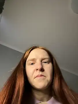 Evarey  online show from November 29, 2025, 6:16 am