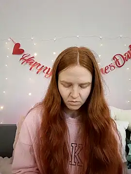 Evarey  online show from February 20, 2026, 5:15 am