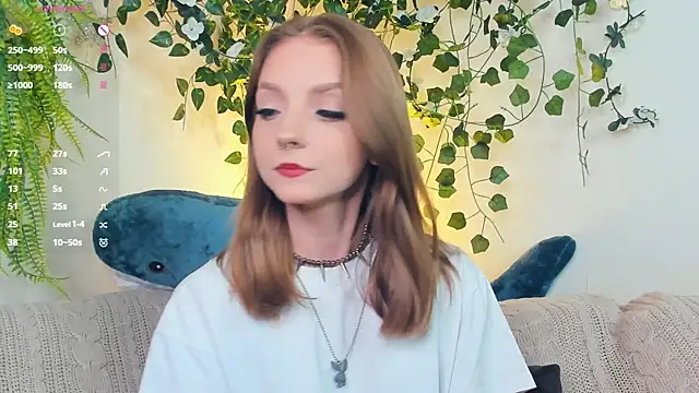 Snapshot of Golden_dawn chatting on June 30, 2026, 7:42 am Golden dawn online show from June 30, 2026, 7:42 am