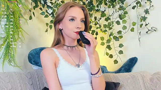 Snapshot of Golden_dawn chatting on July 24, 2026, 7:50 am Golden dawn online show from July 24, 2026, 7:50 am