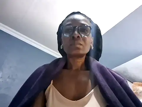 NaughtyCouga online show from June 12, 2026, 4:22 am