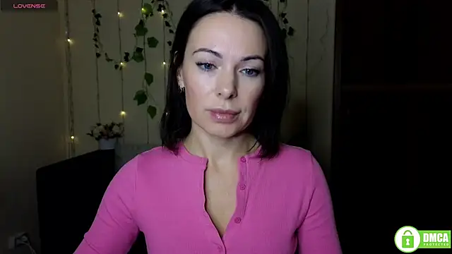 Snapshot of Rita_lovvylyou chatting on October 17, 2025, 5:21 am Rita lovvylyou online show from October 17, 2025, 5:21 am