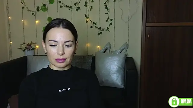 Snapshot of Rita_lovvylyou chatting on October 22, 2025, 11:32 am Rita lovvylyou online show from October 22, 2025, 11:32 am
