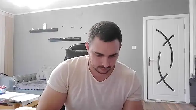 mastermute online show from November 9, 2025, 2:37 pm