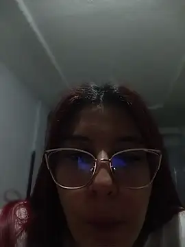 Snapshot of allison_mc chatting on July 6, 2026, 6:21 am allison mc online show from July 6, 2026, 6:21 am