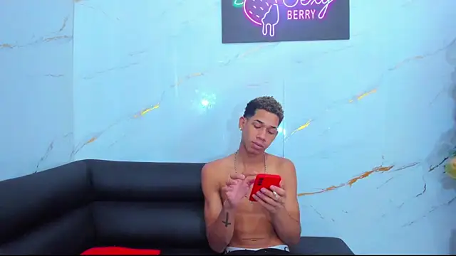 Little nicoll online show from January 5, 2026, 10:13 pm