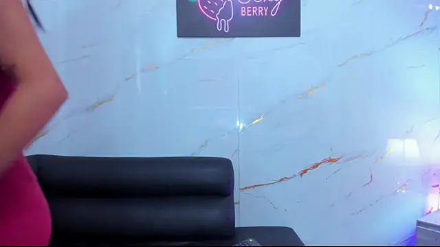 Little nicoll online show from January 9, 2026, 11:06 pm