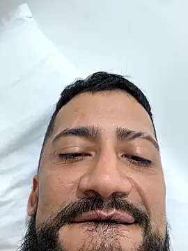 Santiago hot19 online show from October 7, 2025, 12:35 pm