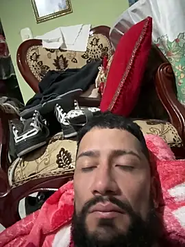 Santiago hot19 online show from October 29, 2025, 4:37 am