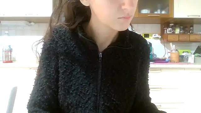 Snapshot of SuperValentina chatting on October 9, 2025, 8:12 am SuperValentina online show from October 9, 2025, 8:12 am