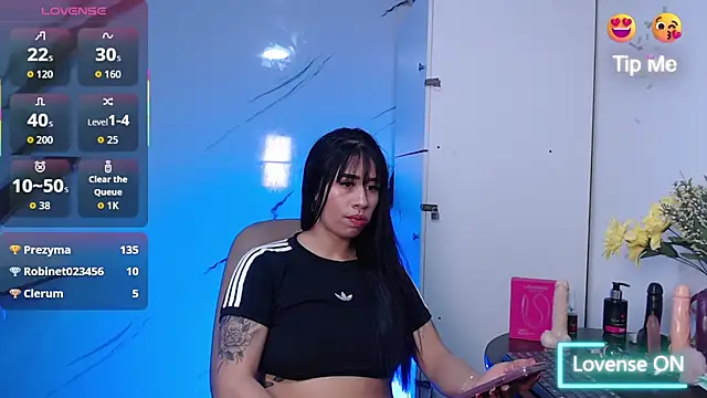 Snapshot of -HelloKitty_ chatting on October 7, 2025, 8:44 am -HelloKitty  online show from October 7, 2025, 8:44 am