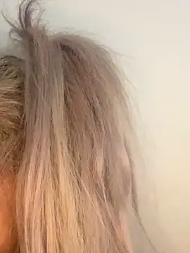 Snapshot of zara_bellexx chatting on February 22, 2026, 7:08 am zara bellexx online show from February 22, 2026, 7:08 am