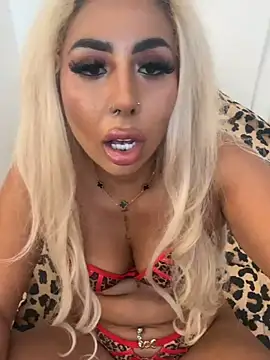 Snapshot of zara_bellexx chatting on April 17, 2026, 1:14 pm zara bellexx online show from April 17, 2026, 1:14 pm