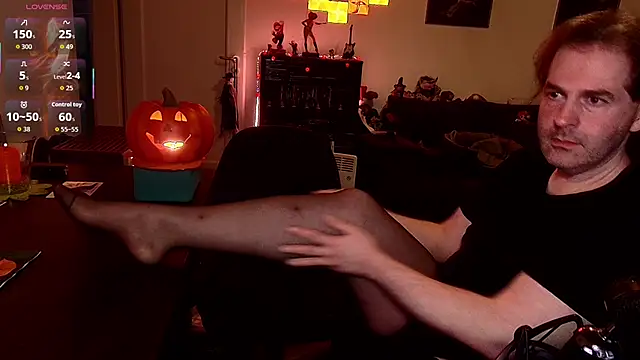 Snapshot of SexyGamerAndy chatting on October 30, 2025, 3:19 am SexyGamerAndy online show from October 30, 2025, 3:19 am