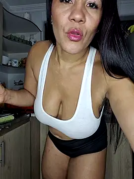 karla-bruni online show from January 14, 2026, 10:10 am