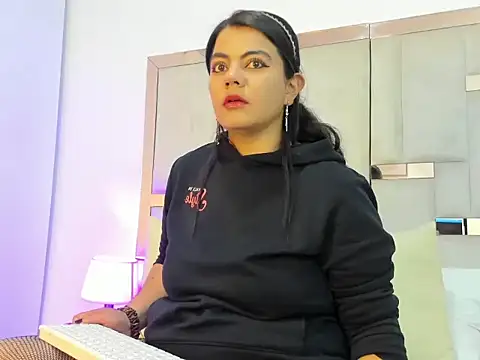 Snapshot of DayanaNaughty chatting on October 22, 2025, 3:29 am DayanaNaughty online show from October 22, 2025, 3:29 am