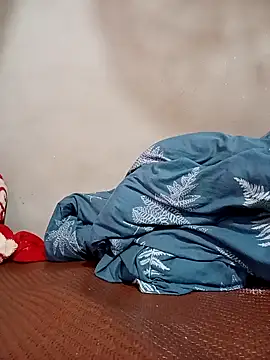 Snapshot of ladzy_sexy chatting on March 4, 2026, 7:25 am ladzy sexy online show from March 4, 2026, 7:25 am