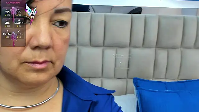 Snapshot of tania_reyes_ chatting on October 15, 2025, 2:44 am tania reyes  online show from October 15, 2025, 2:44 am