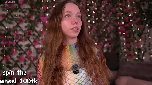 Petite Polly online show from December 17, 2025, 6:03 pm