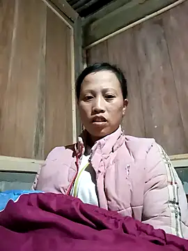 jerry-xx online show from November 22, 2025, 2:16 pm