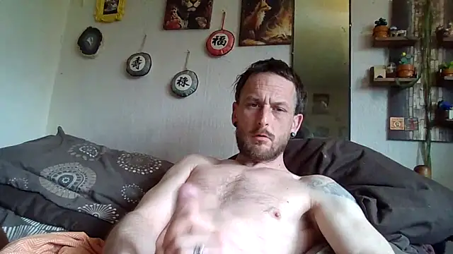 Snapshot of somrjines chatting on March 24, 2026, 11:04 am somrjines online show from March 24, 2026, 11:04 am