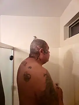 Snapshot of B1GLO chatting on February 11, 2026, 1:16 pm B1GLO online show from February 11, 2026, 1:16 pm