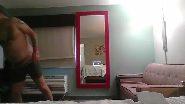 Snapshot of Fuck-Buddy-4U chatting on April 7, 2026, 8:20 pm Fuck-Buddy-4U online show from April 7, 2026, 8:20 pm