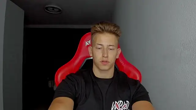 find0m master online show from November 23, 2025, 9:47 pm