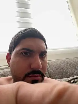Pollo0215 online show from July 13, 2026, 11:57 am