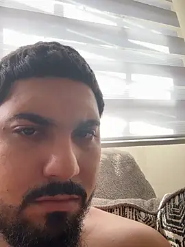 Pollo0215 online show from July 27, 2026, 1:29 pm
