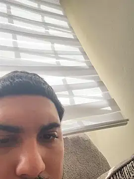 Pollo0215 online show from July 28, 2026, 12:48 pm