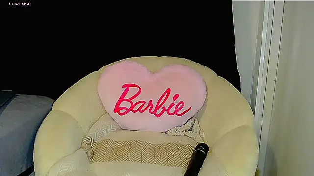 Horny beautyyy online show from February 26, 2026, 4:17 pm