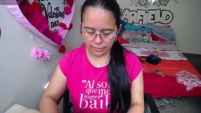 Miss  kendra  online show from February 26, 2026, 3:22 pm