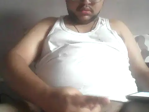 Snapshot of hotboy78624 chatting on February 15, 2026, 11:30 am hotboy78624 online show from February 15, 2026, 11:30 am