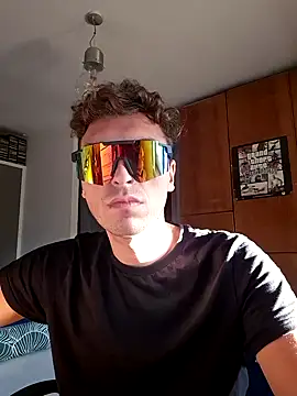 Snapshot of Kaeell chatting on October 14, 2025, 3:13 pm Kaeell online show from October 14, 2025, 3:13 pm