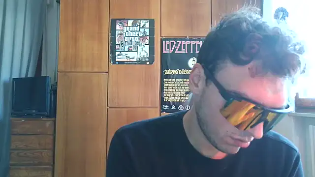 Snapshot of Kaeell chatting on October 17, 2025, 1:14 pm Kaeell online show from October 17, 2025, 1:14 pm