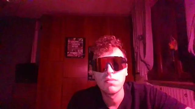 Snapshot of Kaeell chatting on October 18, 2025, 3:20 am Kaeell online show from October 18, 2025, 3:20 am