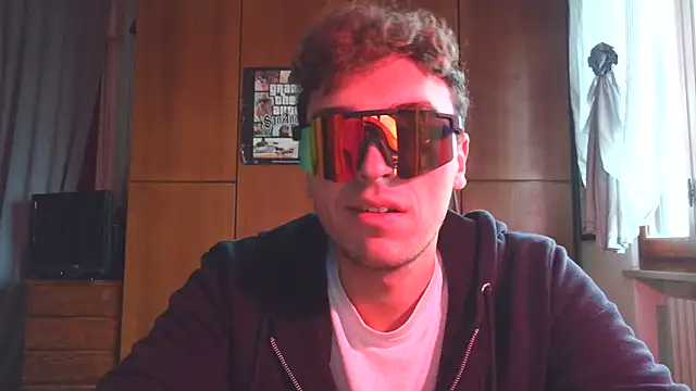 Snapshot of Kaeell chatting on November 7, 2025, 2:39 pm Kaeell online show from November 7, 2025, 2:39 pm