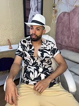 Snapshot of onlymen2025 chatting on October 11, 2025, 12:04 pm onlymen2025 online show from October 11, 2025, 12:04 pm