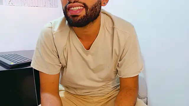 Snapshot of onlymen2025 chatting on December 13, 2025, 7:53 pm onlymen2025 online show from December 13, 2025, 7:53 pm