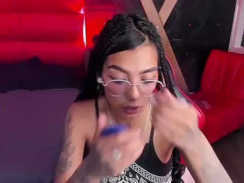 KarlaSlutSkinny   online show from May 19, 2026, 9:21 pm