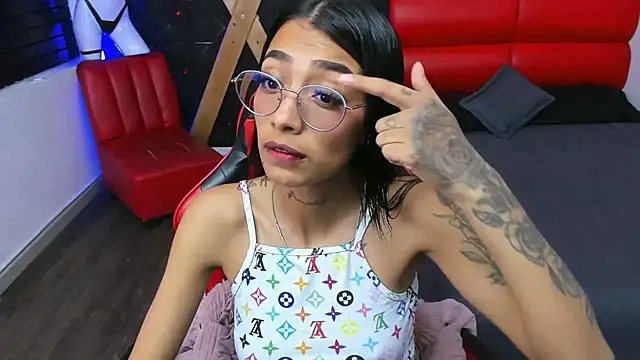 KarlaSlutSkinny   online show from July 9, 2026, 9:19 pm